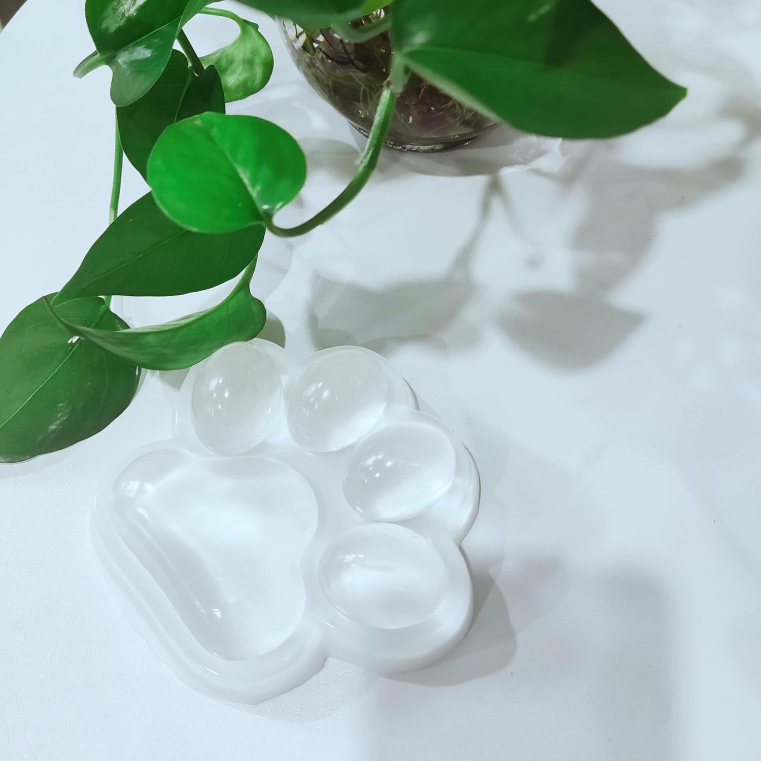 Big Cat Paw Squishy Toy – 5.5in Clear Squeeze Stress Relief Toy ，Soft High Resilience Decompression Desk Toys